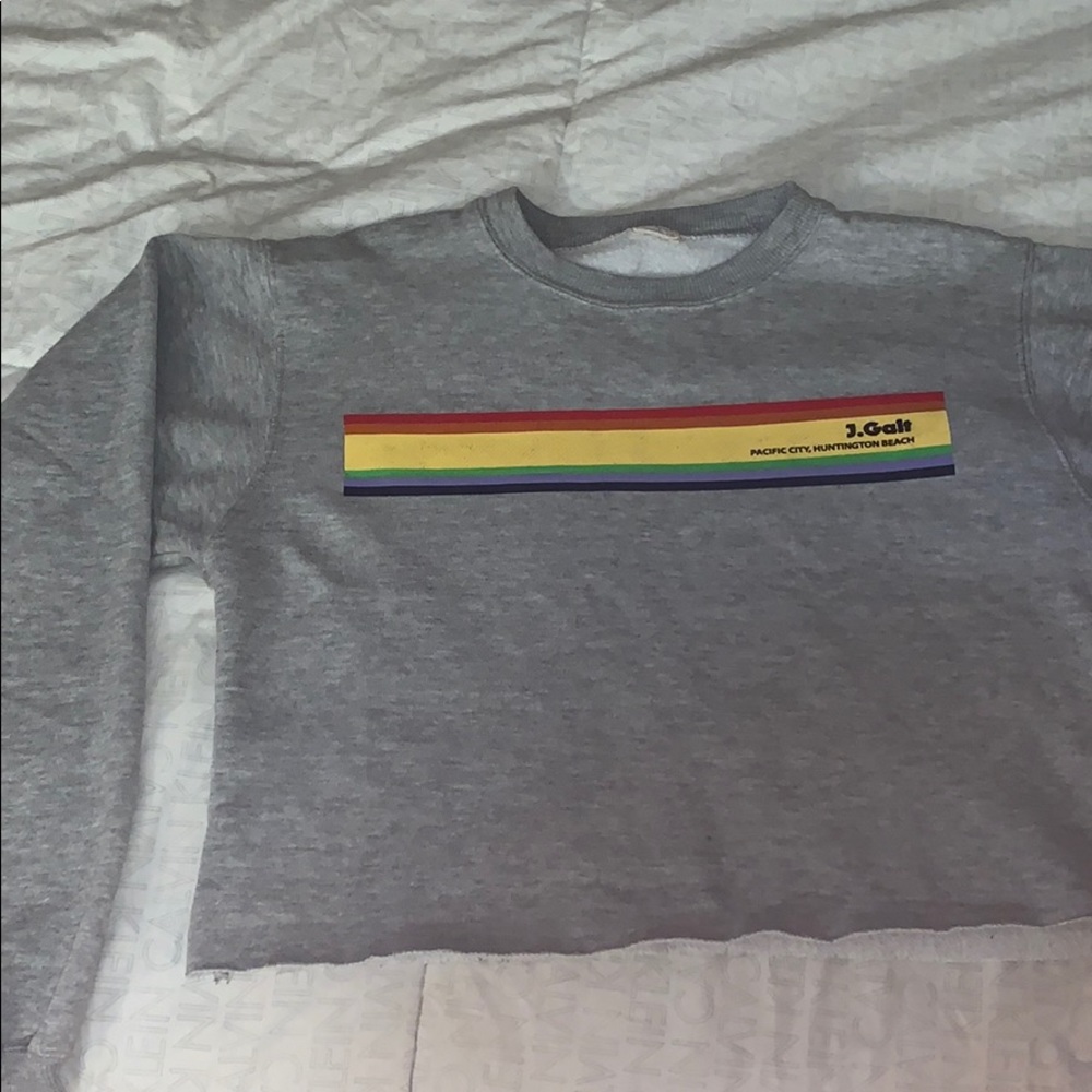 Grey cropped John Galt noodie